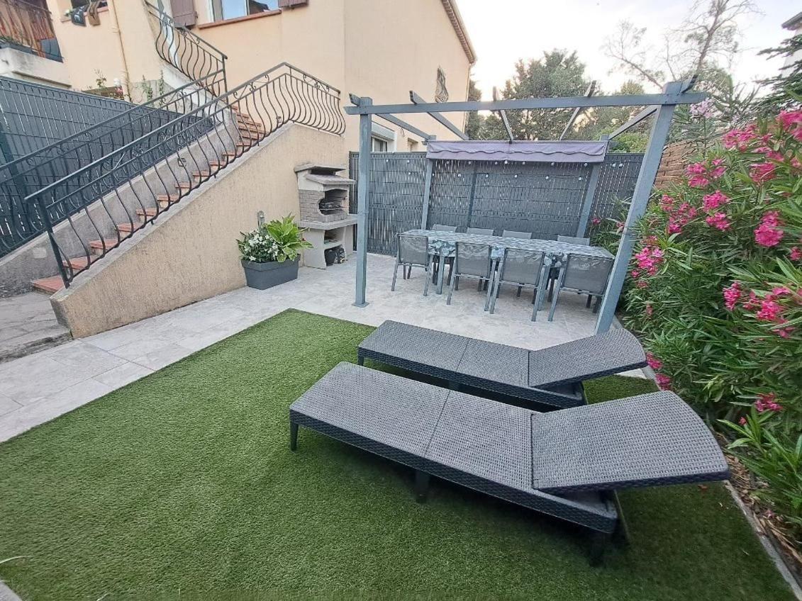 La Villa Castel - Haut De Villa - Parkings- 3 Chambres - 8 Couchages - Jardin - Barbecue كانيو سور مير المظهر الخارجي الصورة
